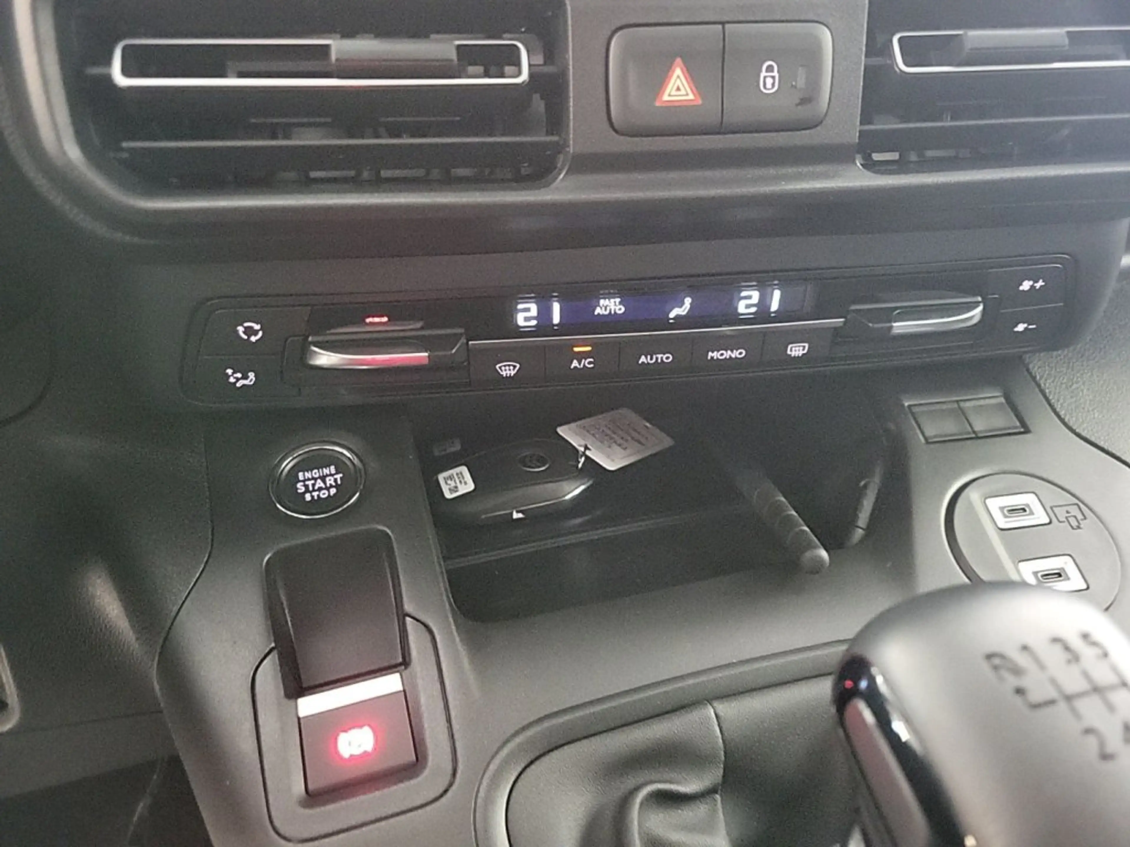 Citroen Berlingo Länge M BlueHDi 130 S&S MAX — photo 10