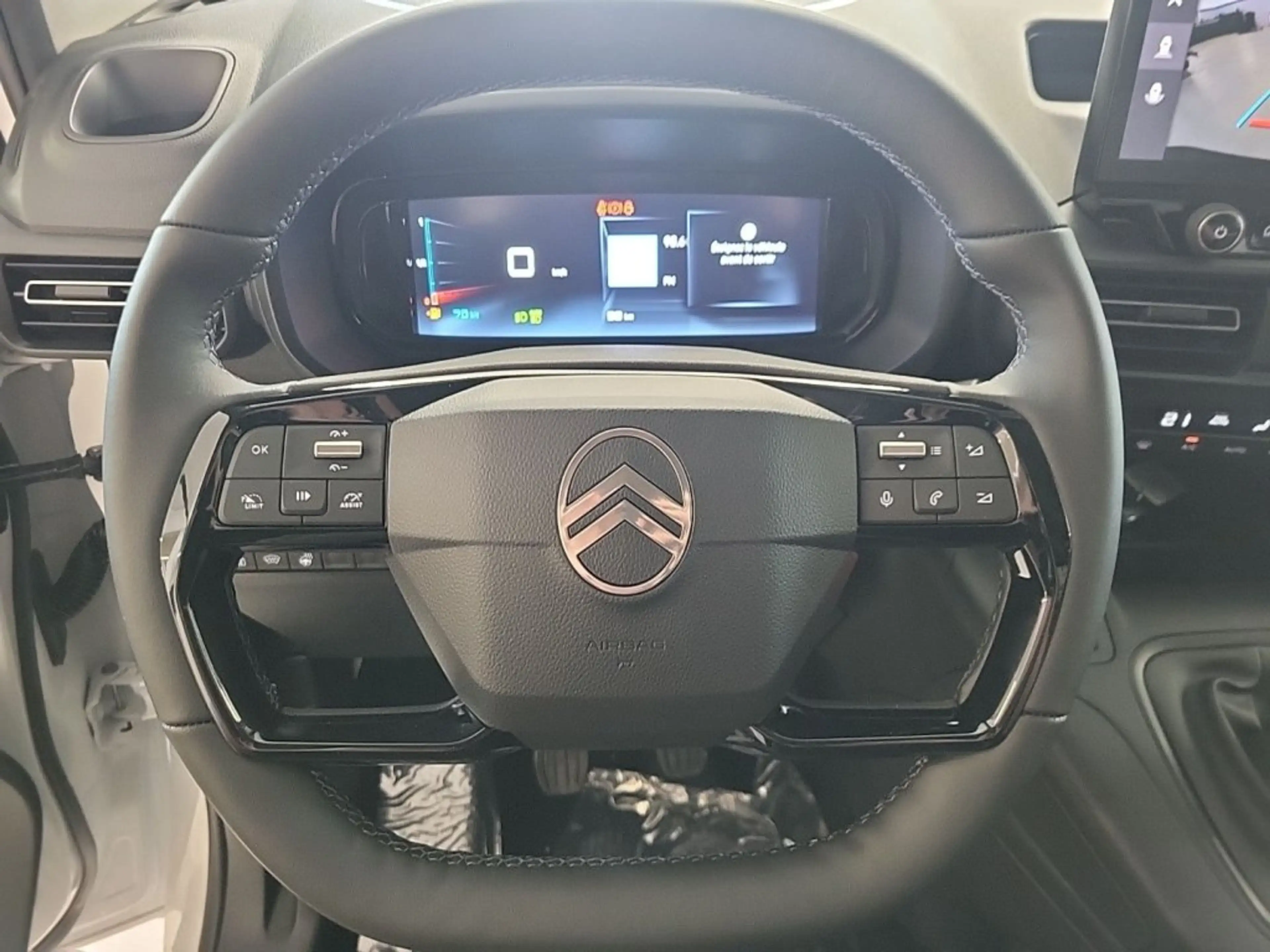 Citroen Berlingo Länge M BlueHDi 130 S&S MAX — photo 8