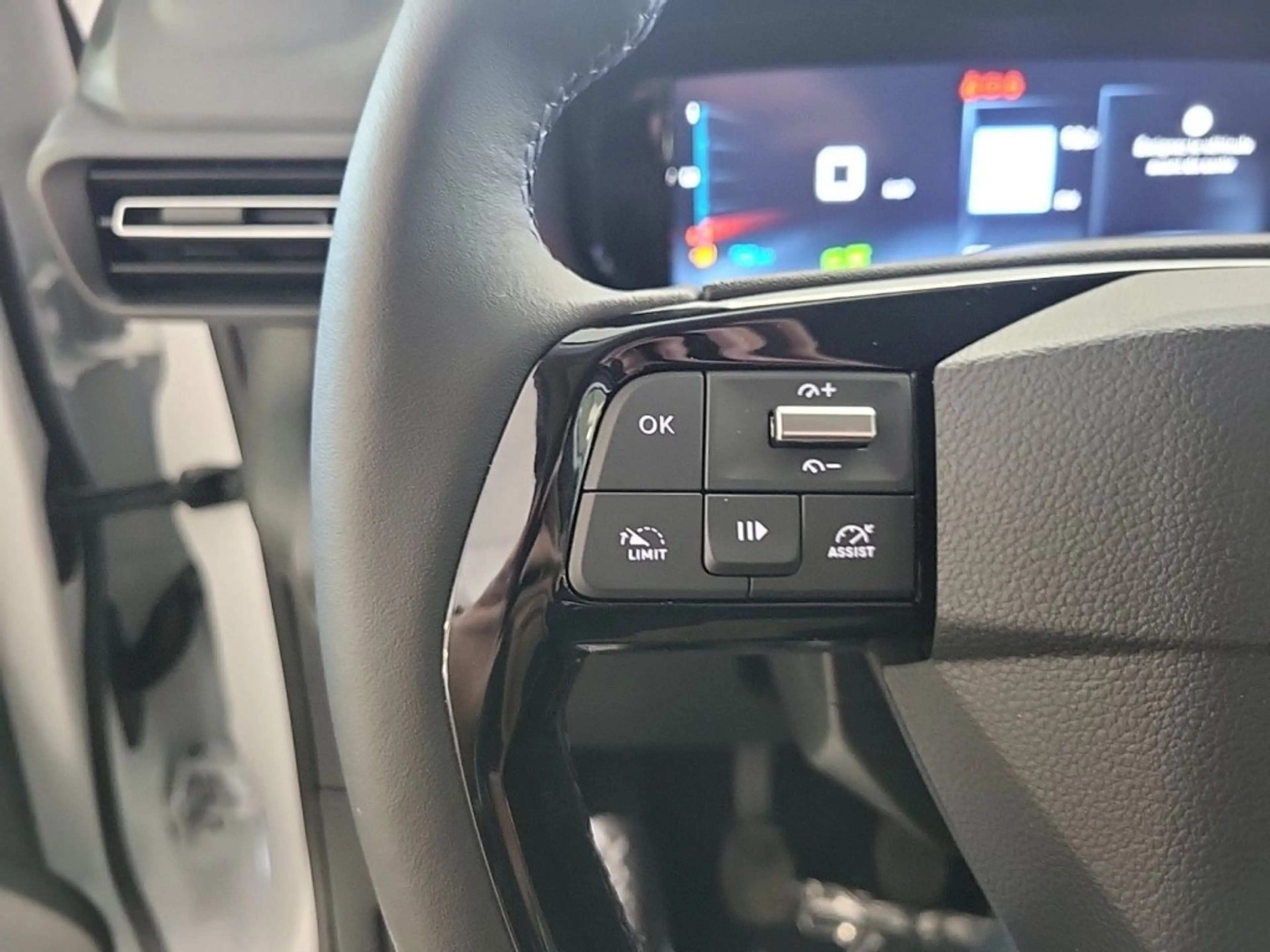 Citroen Berlingo Länge M BlueHDi 130 S&S MAX — photo 11