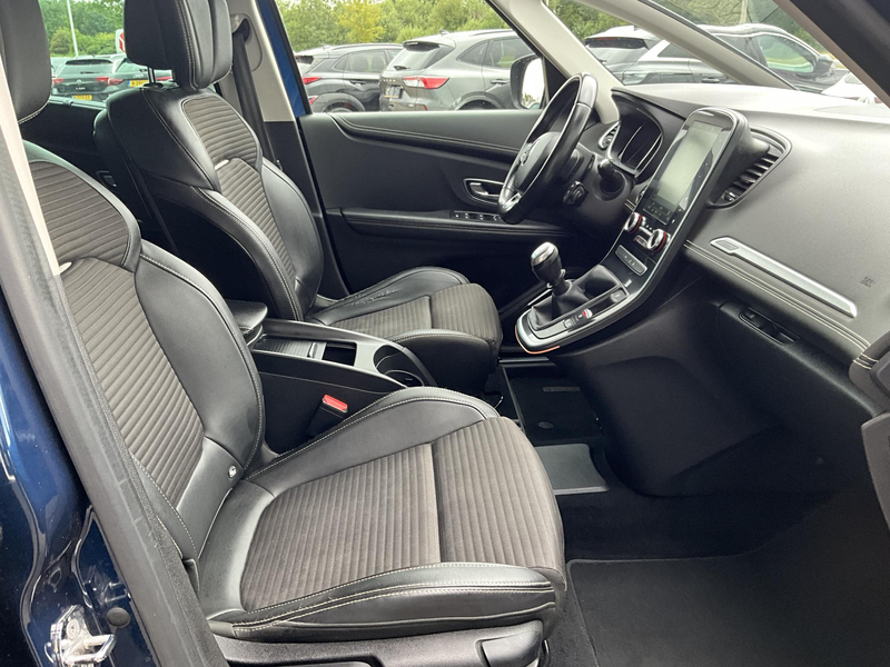 Renault Scenic 1.2 TCe Bose — photo 23
