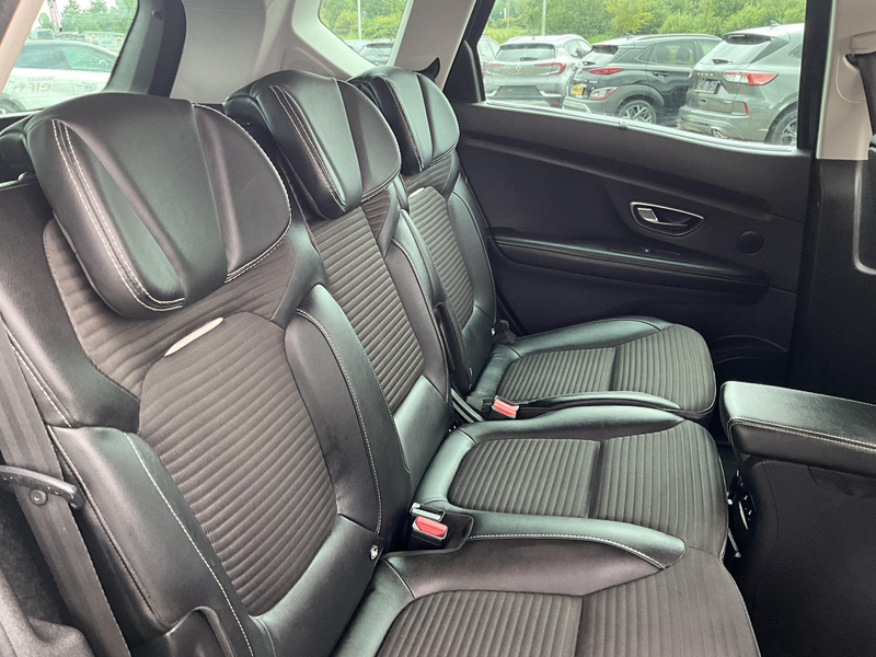 Renault Scenic 1.2 TCe Bose — photo 22