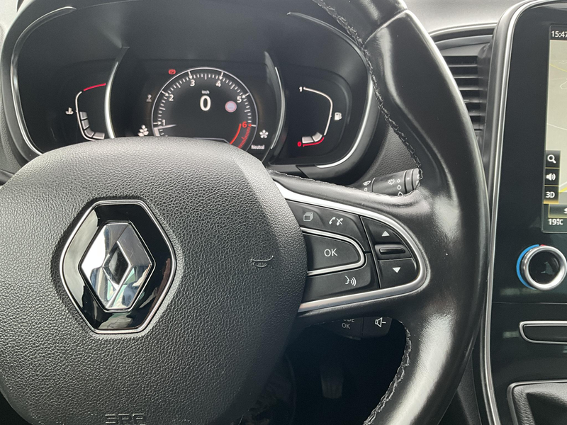 Renault Scenic 1.2 TCe Bose — photo 14