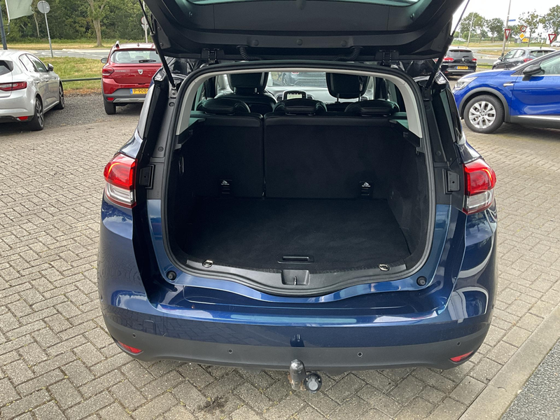 Renault Scenic 1.2 TCe Bose — photo 20