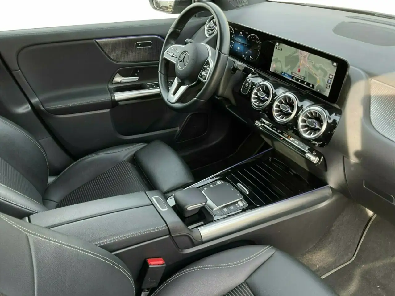 Mercedes-Benz GLA 250 e AUT Kam. KlimaA LED LM Navi PDC SHZ 10