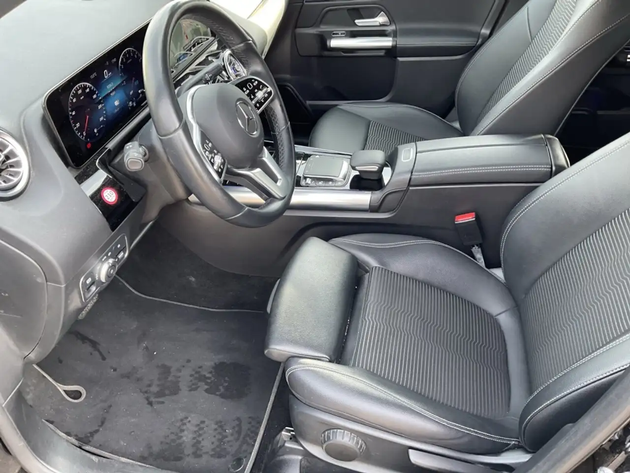Mercedes-Benz GLA 250 e AUT Kam. KlimaA LED LM Navi PDC SHZ 9