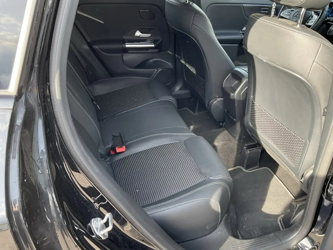 Mercedes-Benz GLA 250 e AUT Kam. KlimaA LED LM Navi PDC SHZ 13
