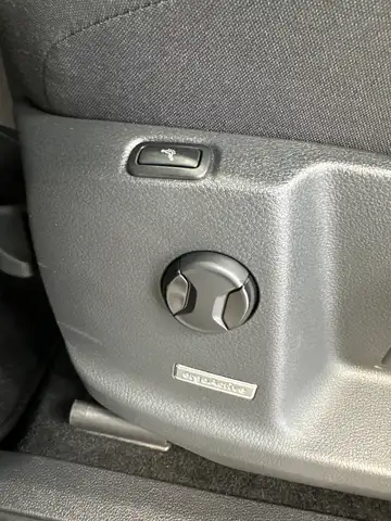 Volkswagen Touran view 10