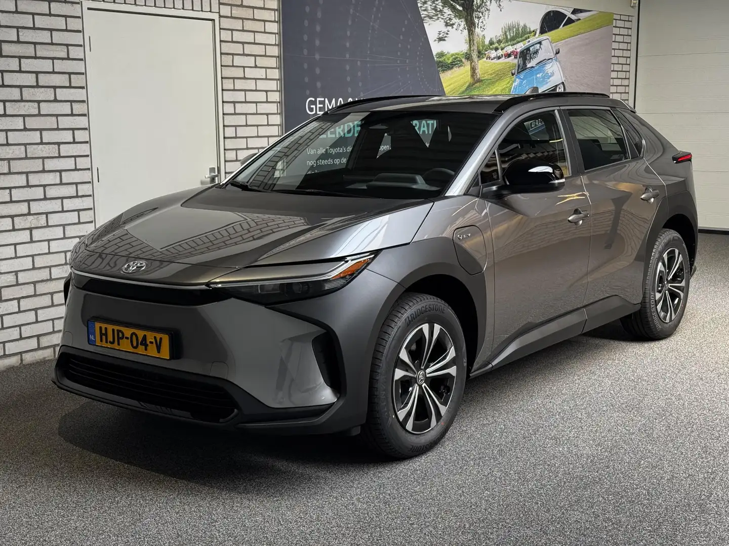 Toyota bZ4X Active 71 kWh (Voorraad voordeel) Gris - 2