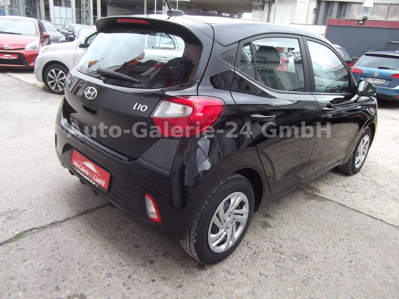 Hyundai i10 Trend Automatik wenig Km!! — photo 7