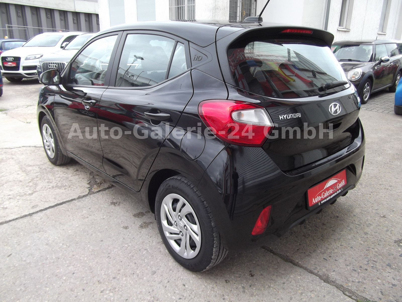 Hyundai i10 Trend Automatik wenig Km!! — photo 6