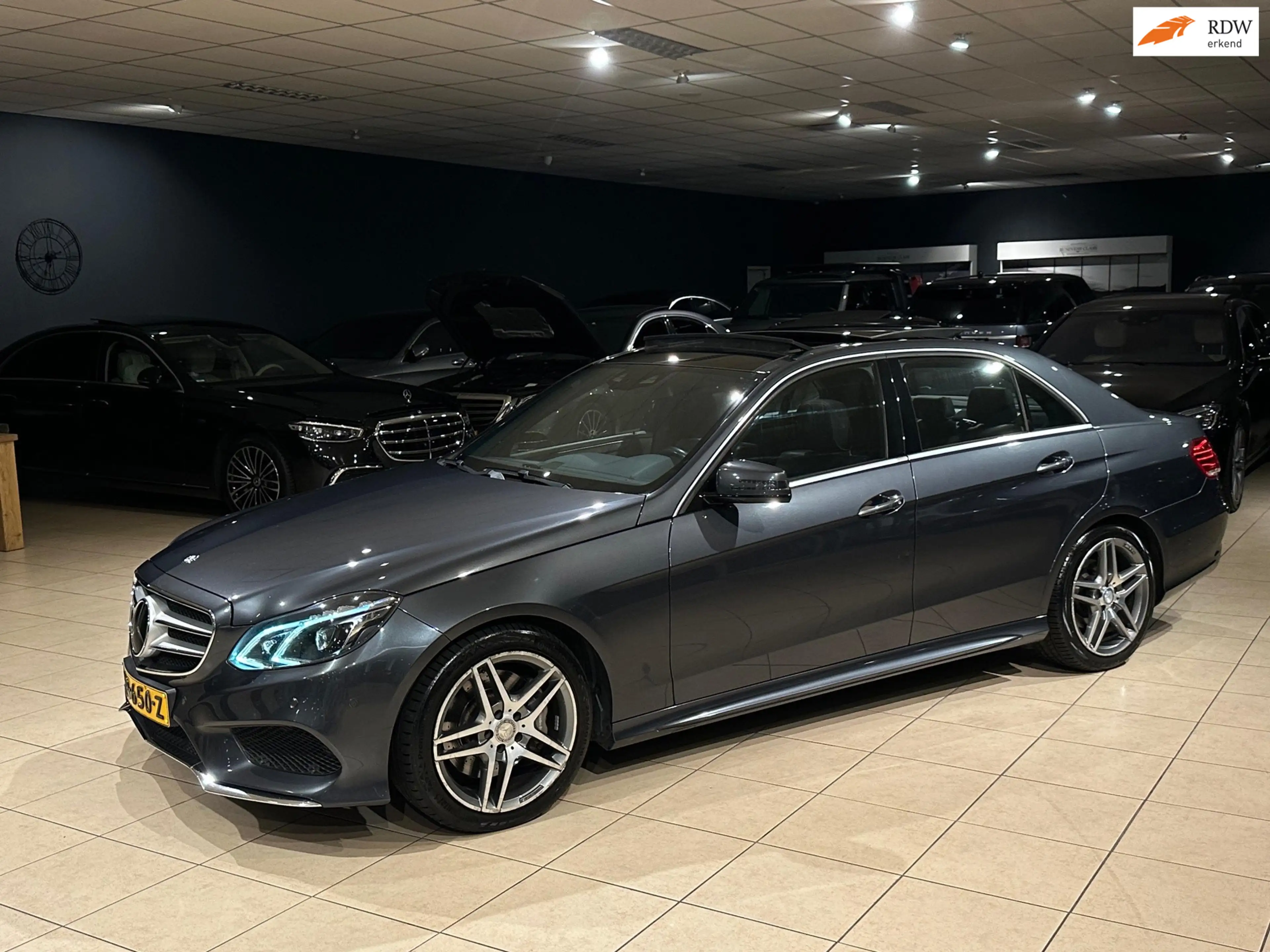 Mercedes-Benz E 350 E350 BlueTEC 4MATIC/AMG/Airmatic/Memory/Pano