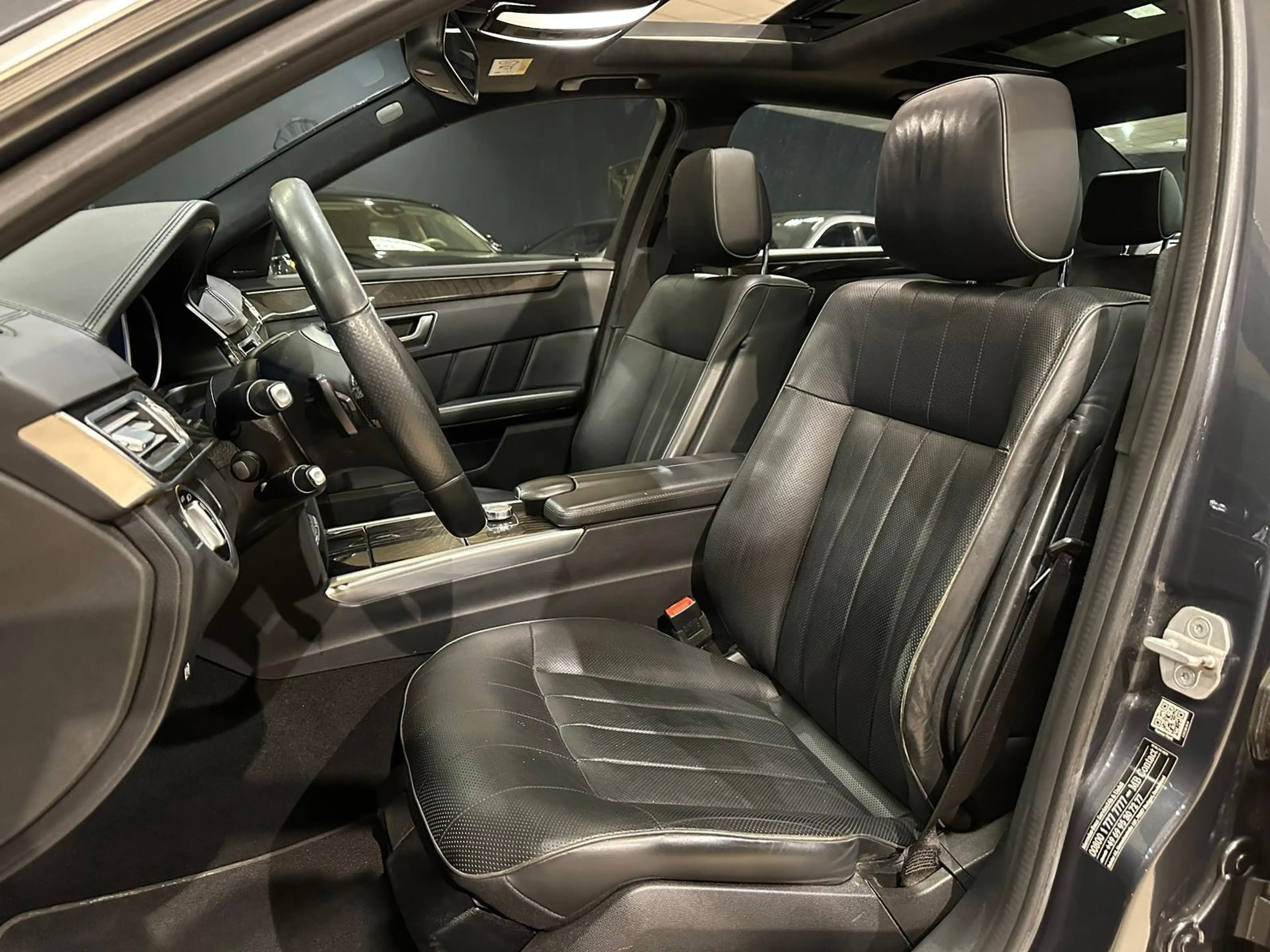 Mercedes-Benz E 350 E350 BlueTEC 4MATIC/AMG/Airmatic/Memory/Pano — photo 10