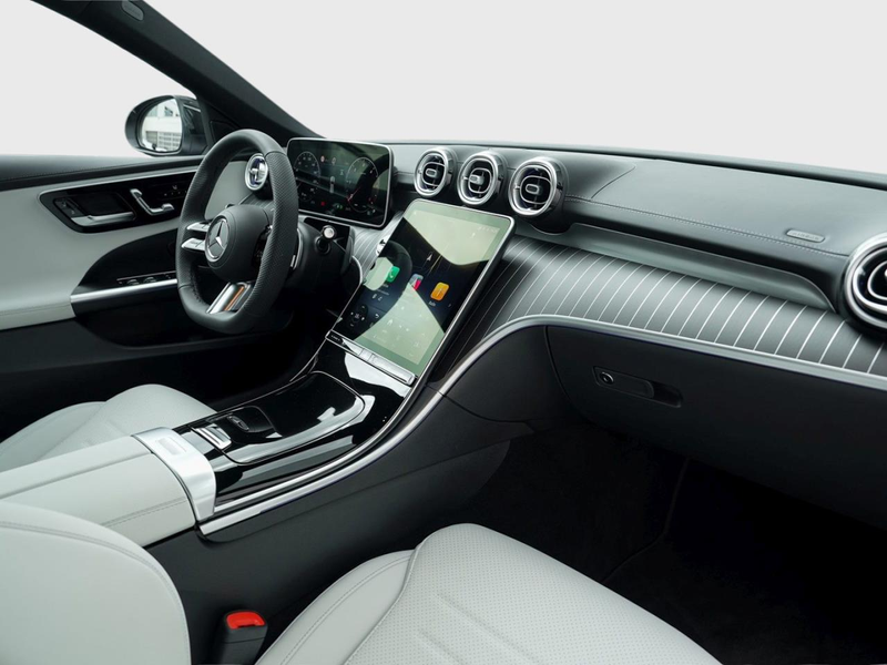 Mercedes-Benz C 220 d T-Modell AMG Panorama Distronic 360° AHK — photo 10