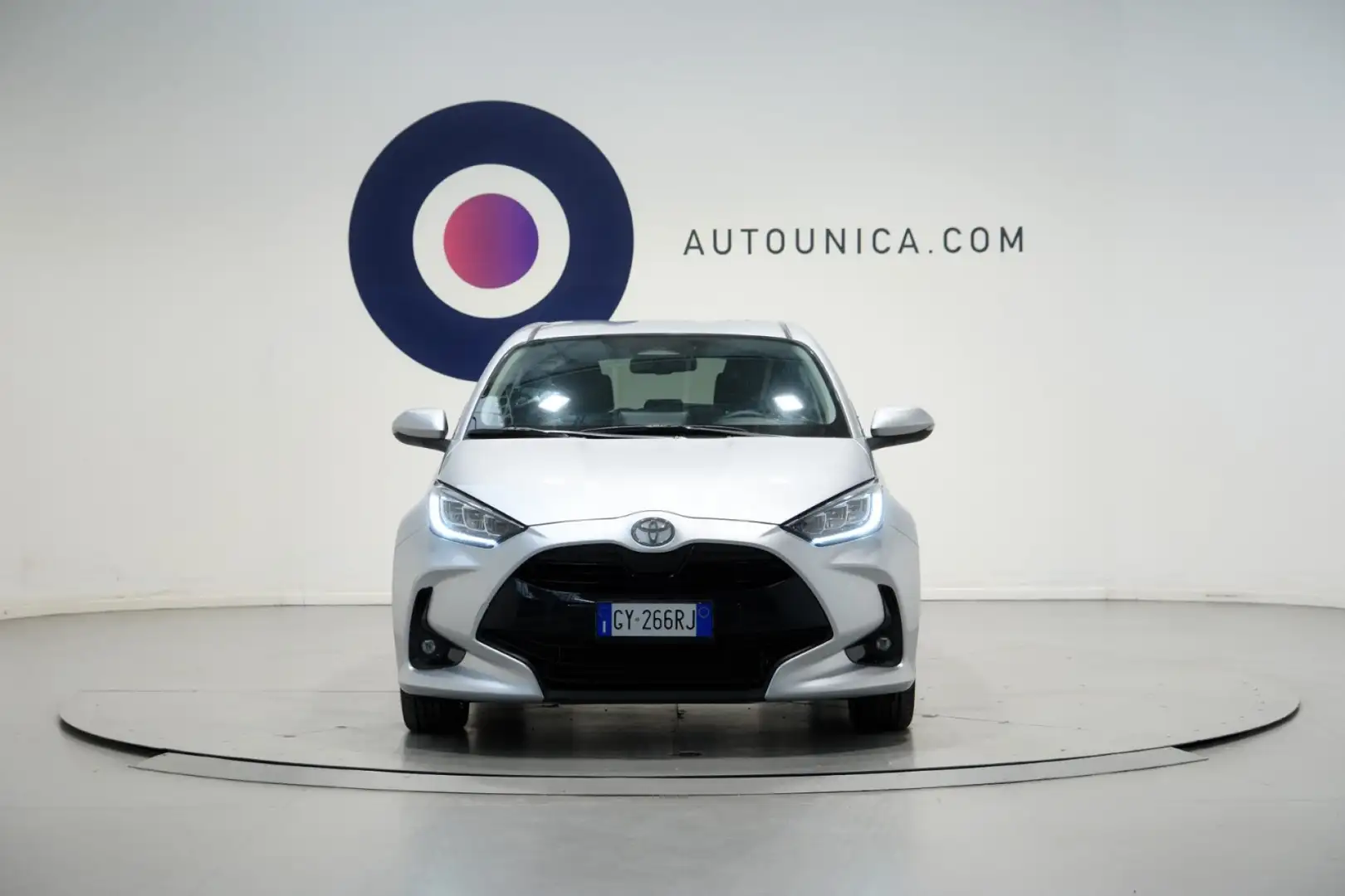 Toyota Yaris 1.5 HYBRID 5 PORTE TREND NEOPATENTATI Grigio - 2