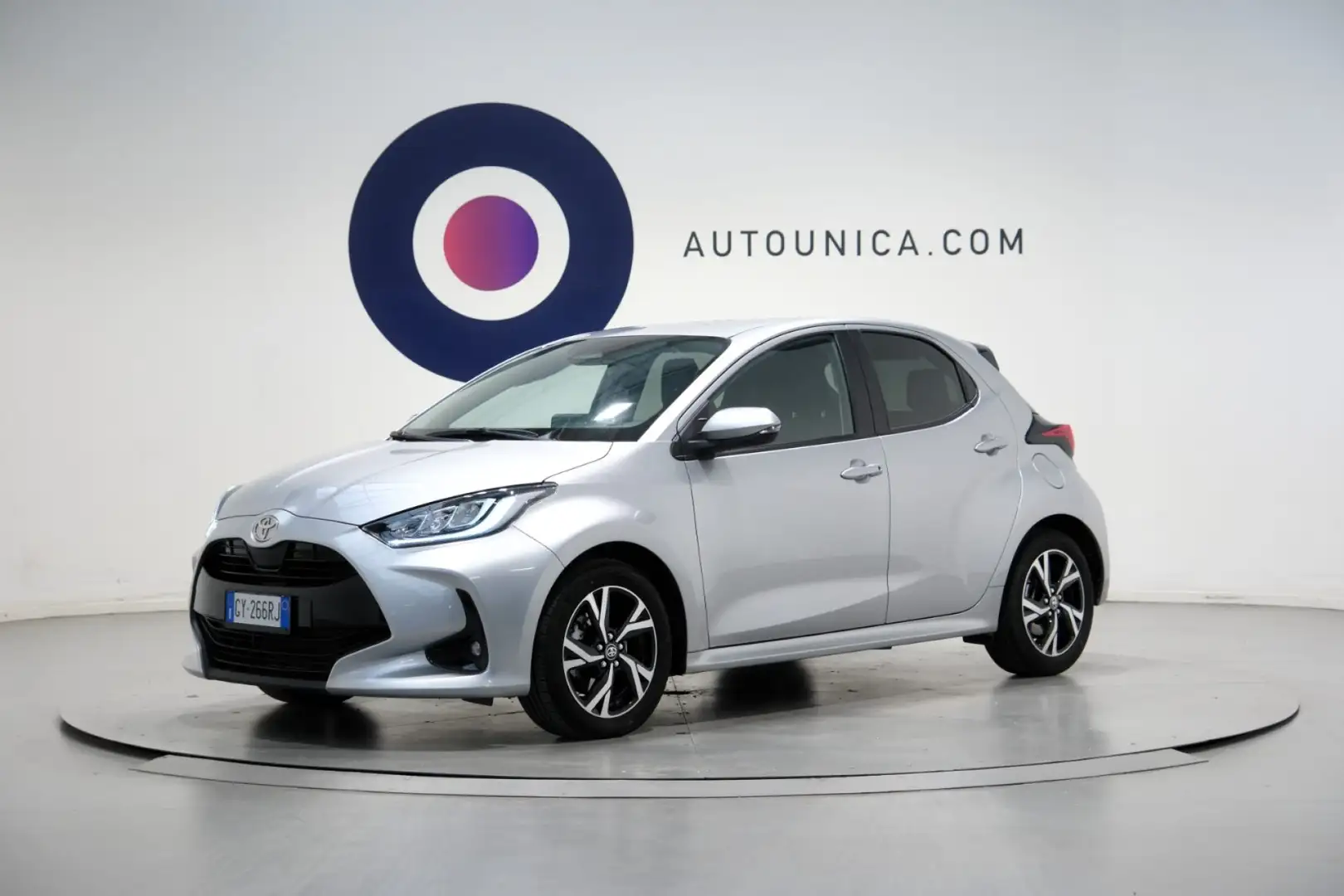 Toyota Yaris 1.5 HYBRID 5 PORTE TREND NEOPATENTATI Grigio - 1