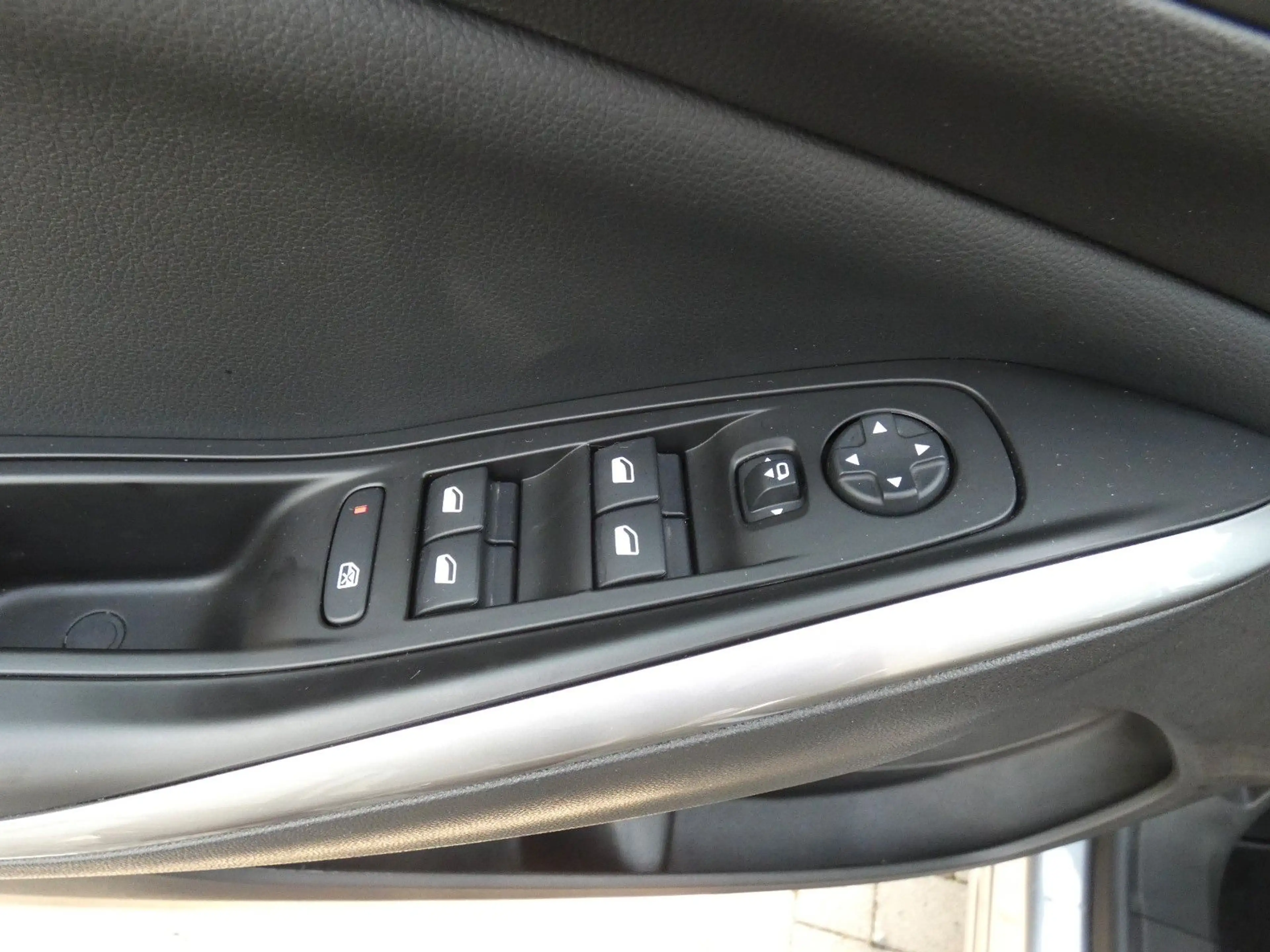 Opel Grandland X Grandland Eleg. 1.2 LHZ SHZ Navi Kamera AHK Alca — photo 11