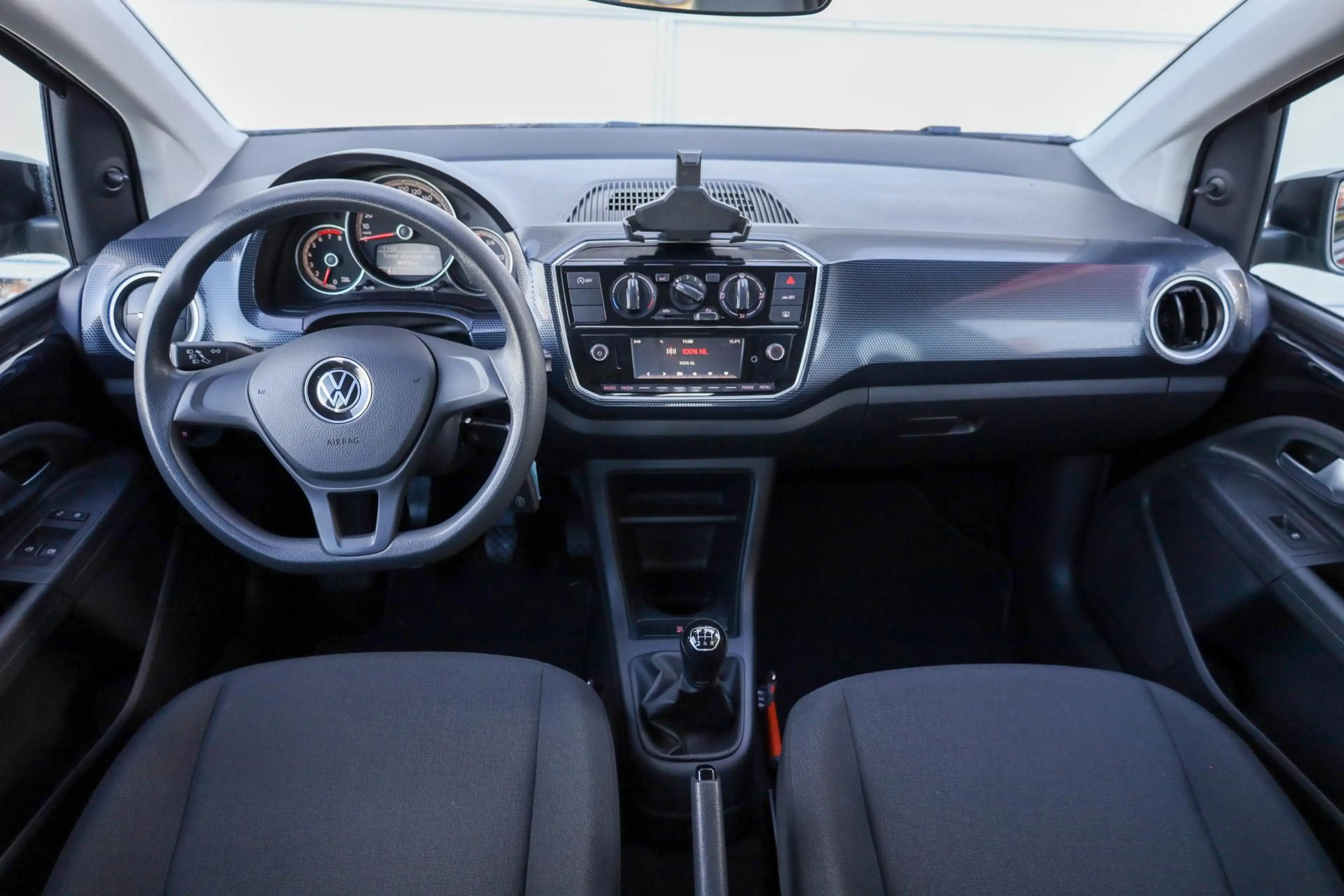 Volkswagen up! 1.0 65pk | All-Season Banden | Lane Assist | DAB — photo 5