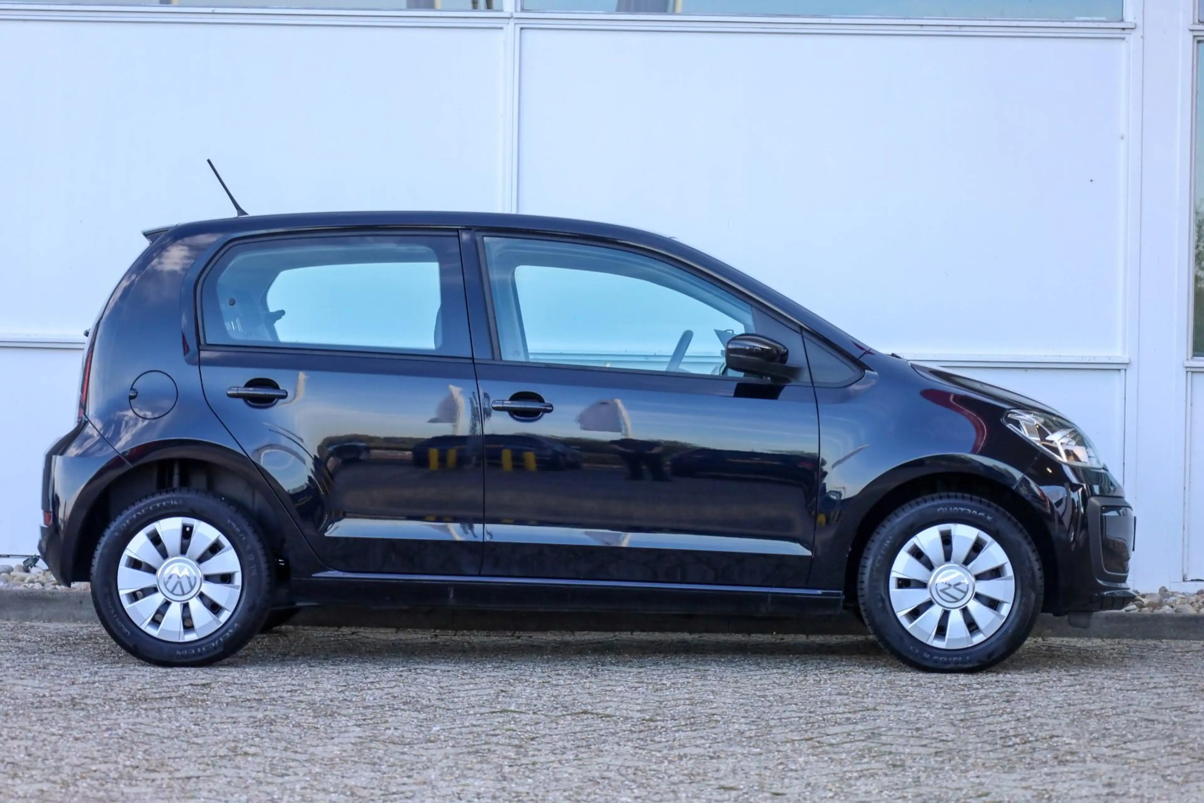 Volkswagen up! 1.0 65pk | All-Season Banden | Lane Assist | DAB — photo 3