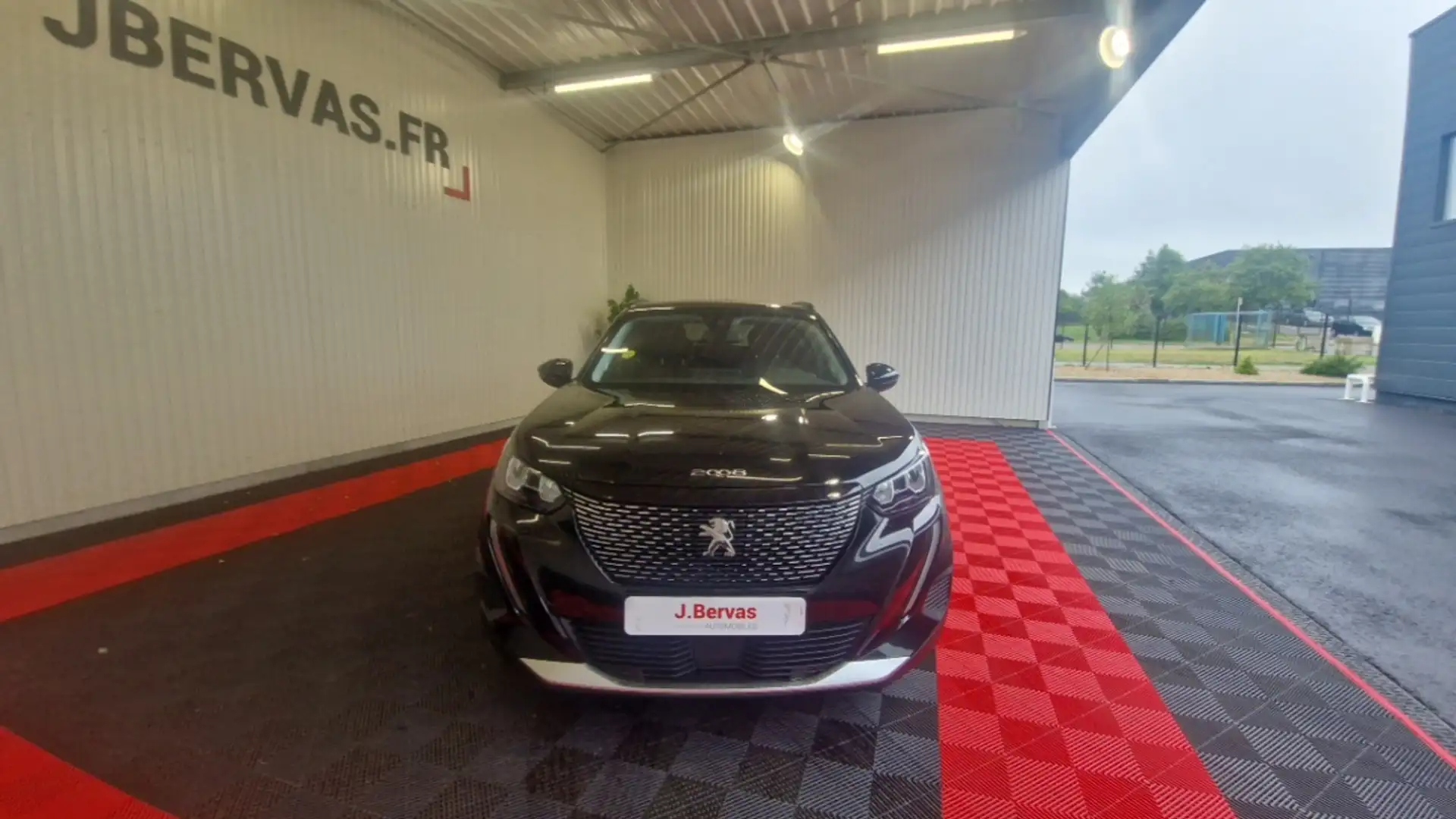 Peugeot 2008 BLUEHDI 130 SS EAT8 ALLURE PACK Noir - 2