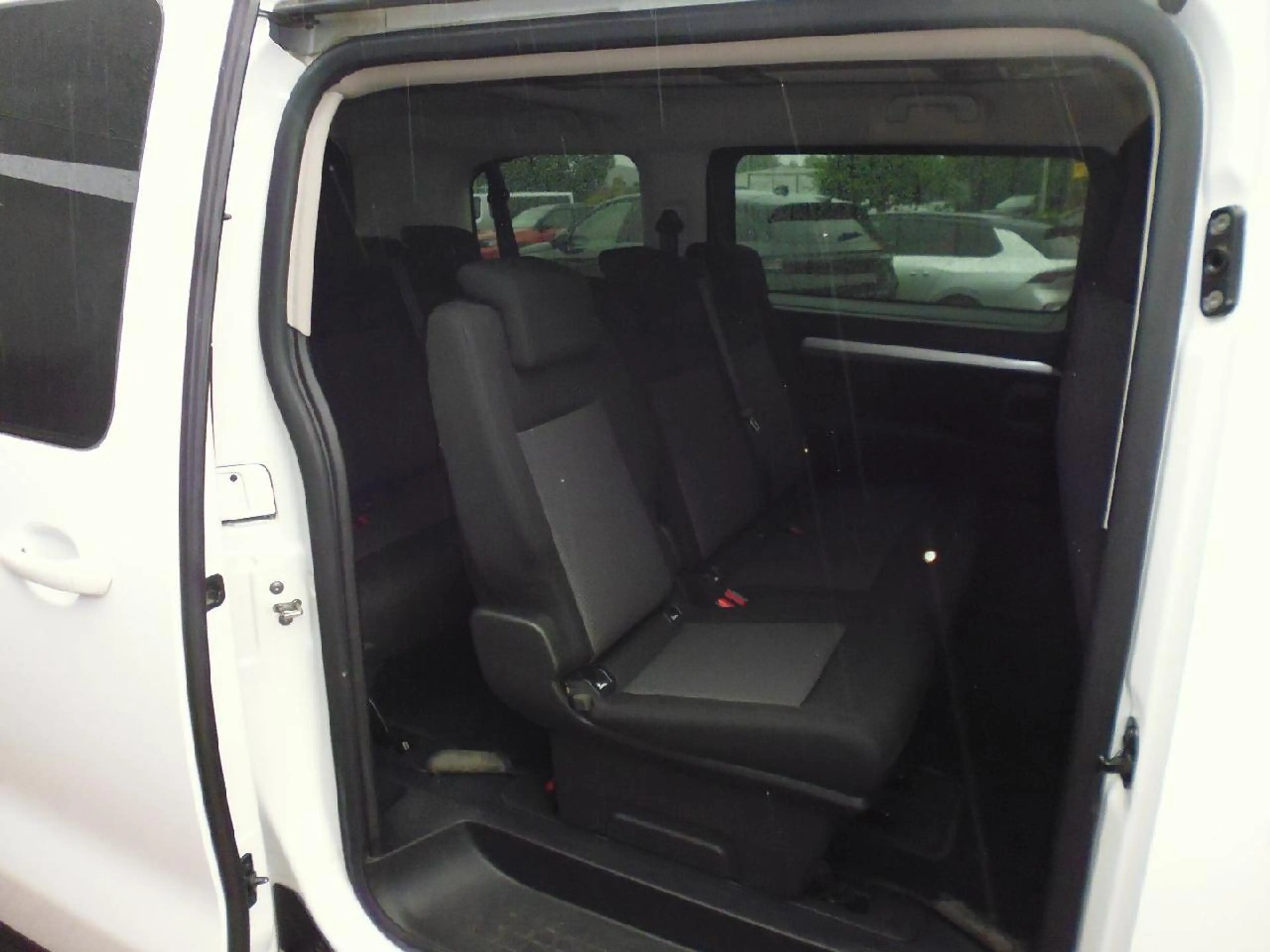 Opel Zafira Life Selection M — photo 8