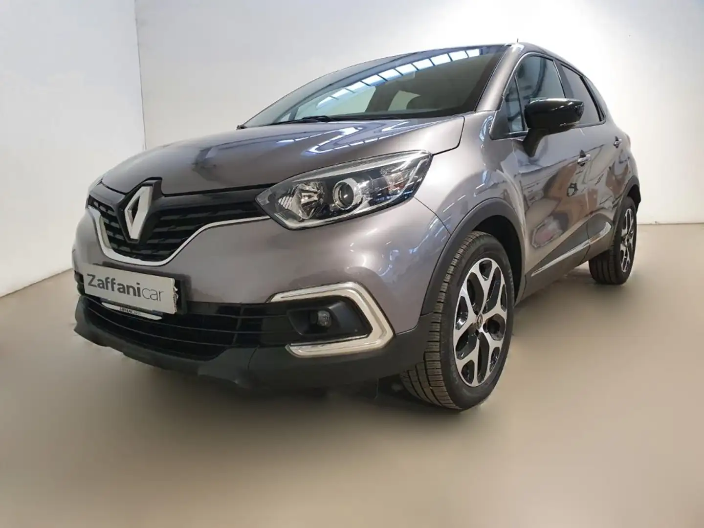 Renault Captur dCi 8V 90 CV Business NEOPATENTATI Grigio - 2
