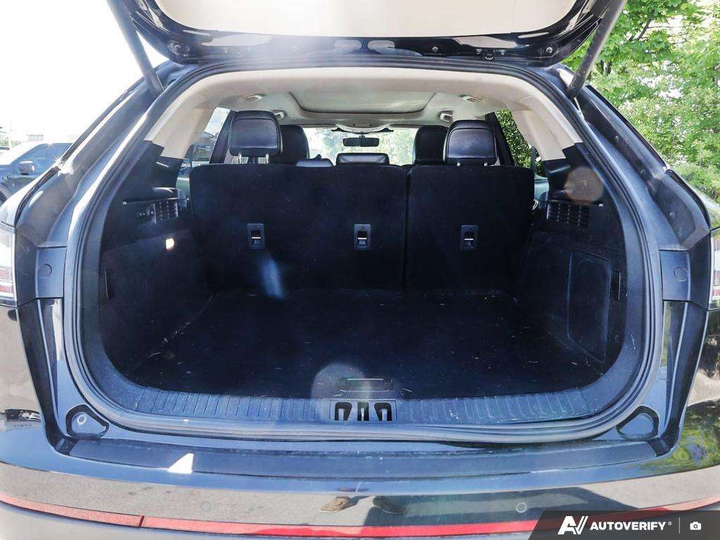 used 2023 Lincoln Nautilus car, priced at $34,500