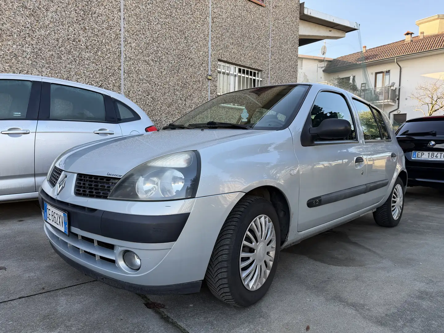 Renault Clio 5p 1.2 Authentique Ok Neopatentati Silver - 1