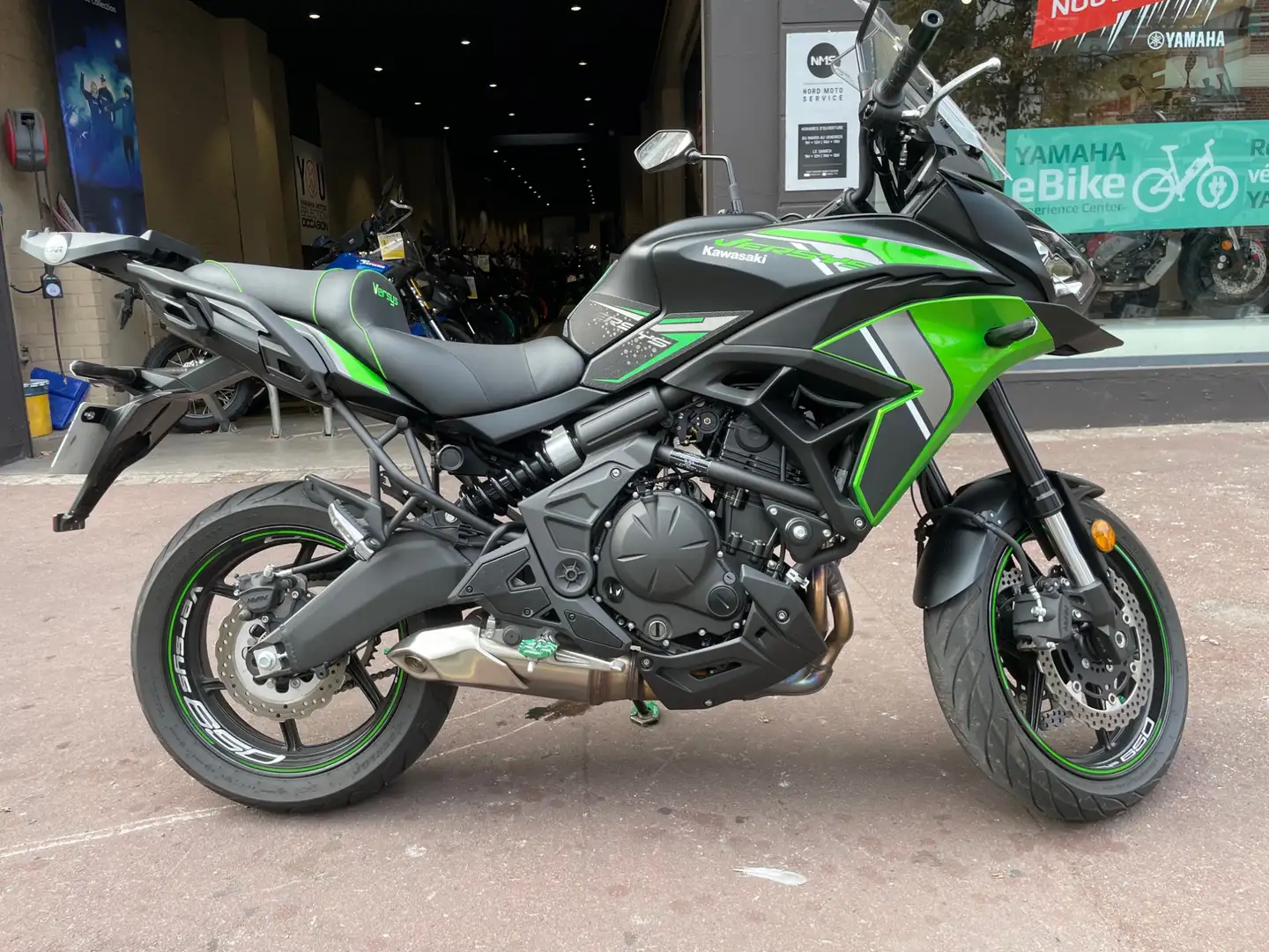 Kawasaki Versys 650 Grün - 1