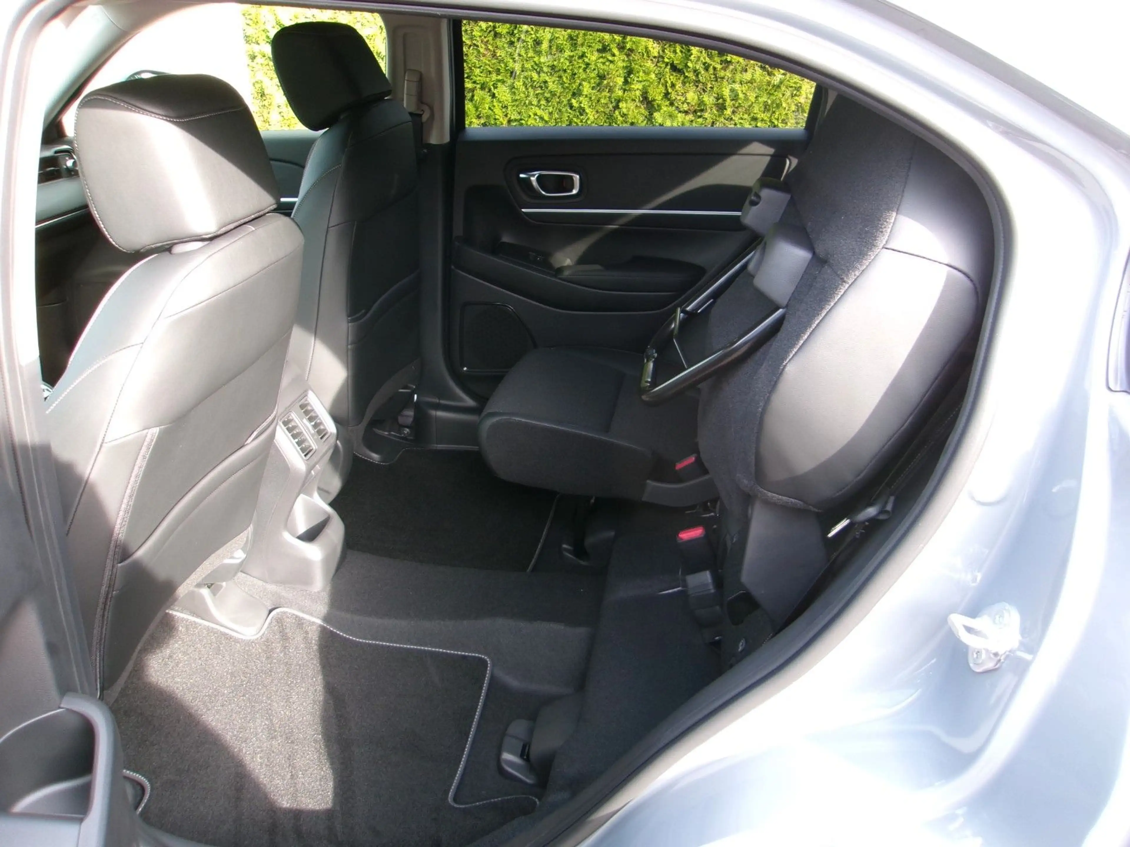 Honda HR-V Advance — photo 8