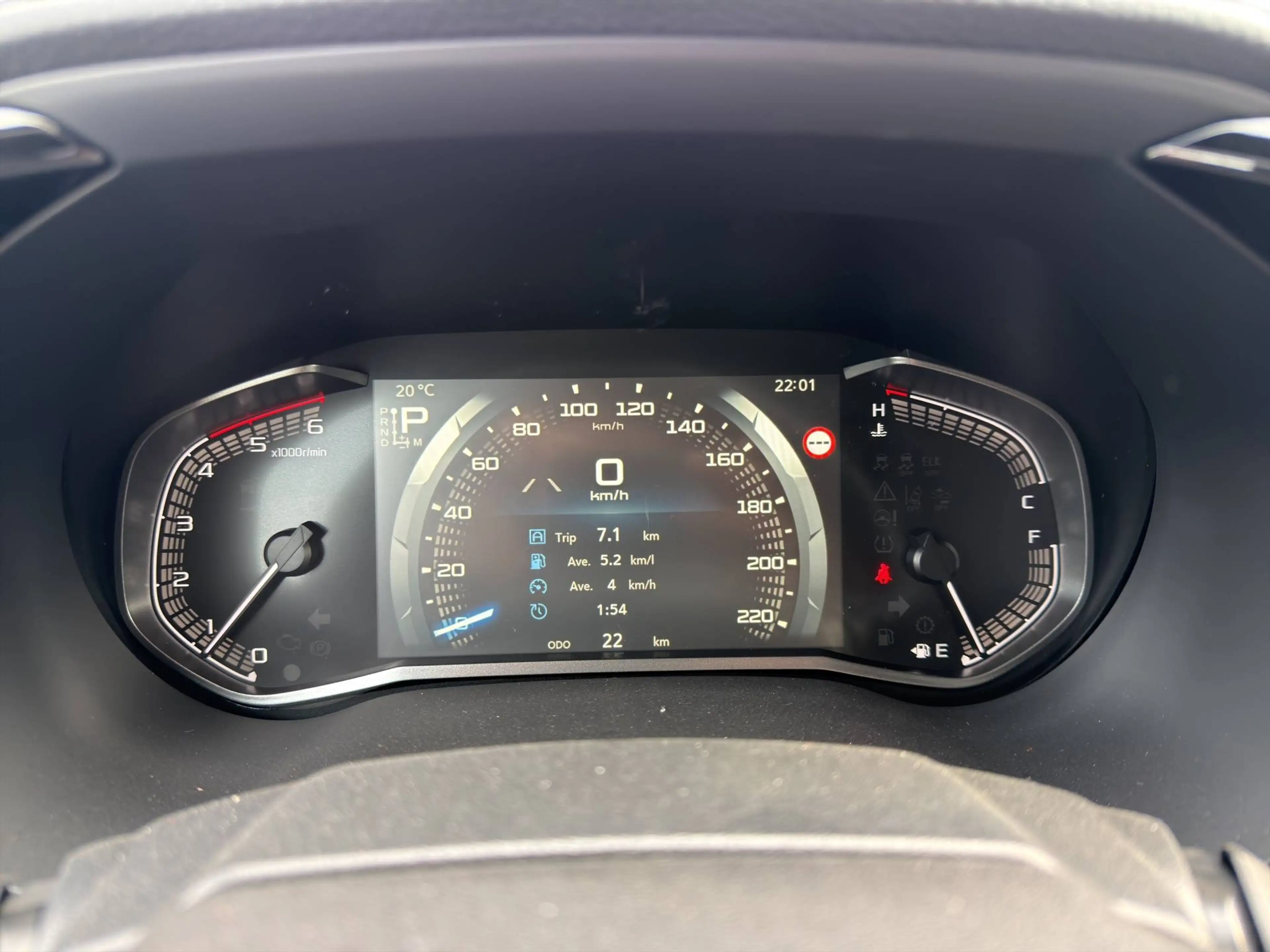 Isuzu D-Max LSE V-CROSS FULL OPTION — photo 11