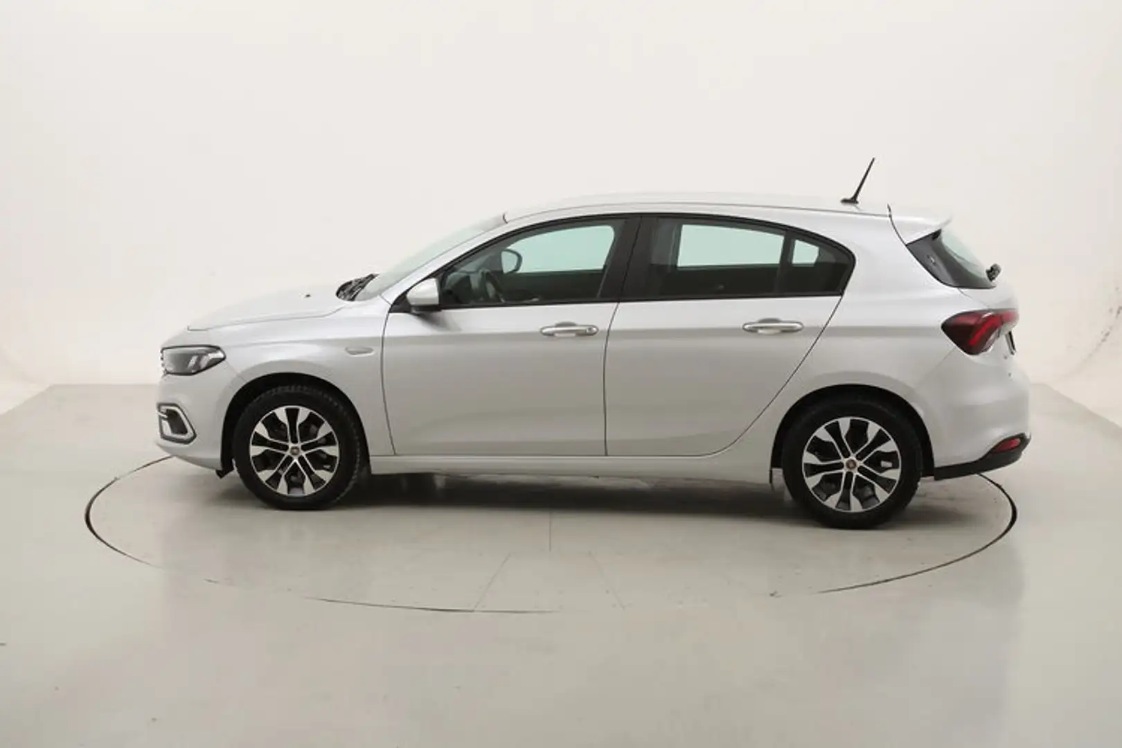 Fiat Tipo City Life - 5 porte 1.3 Diesel 95CV Argento - 2