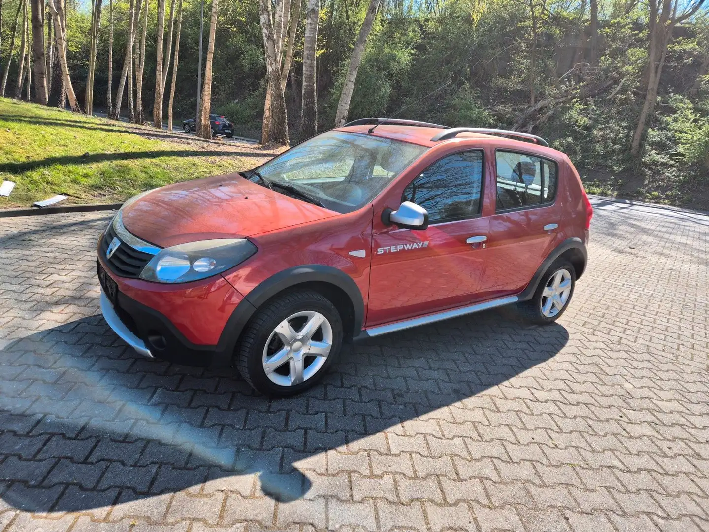 Dacia Sandero Stepway*TOP*NEU TÜV*GEWAHR* Rot - 2