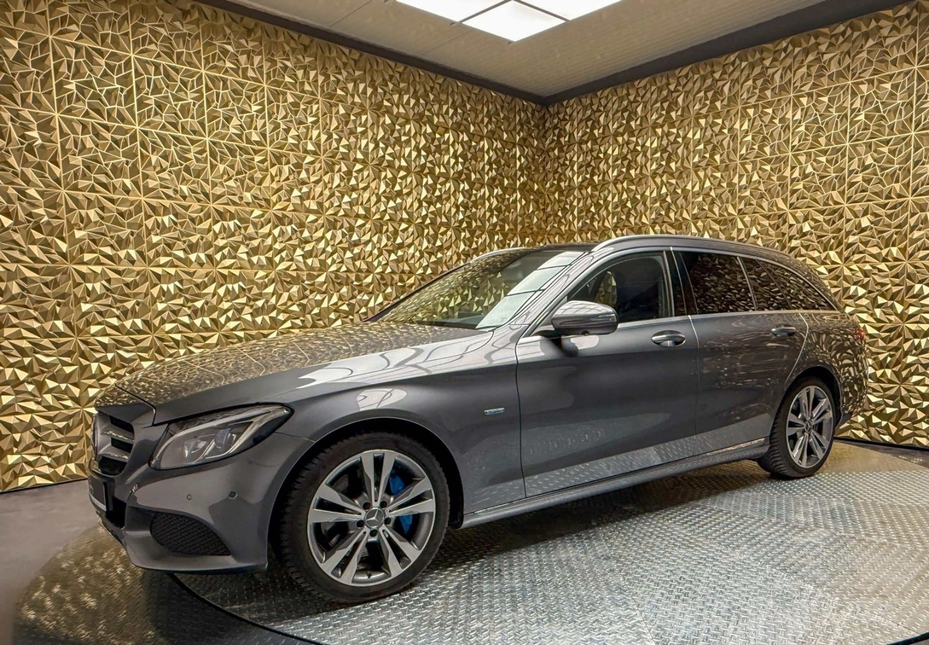 Mercedes-Benz C 350 T e|HEADUP|PANO|AHK|BURM|STANDHZ.|360 KAM. — photo 11