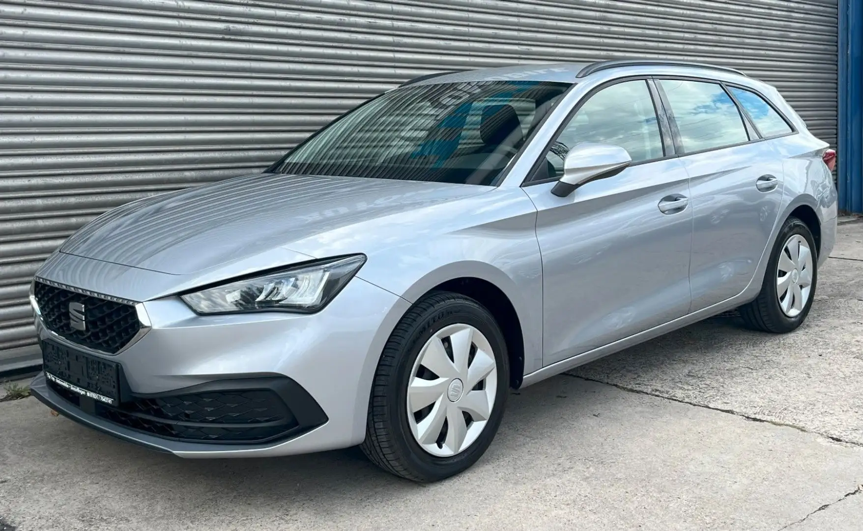 SEAT Leon ST Reference *LED*PDC* Plateado - 1