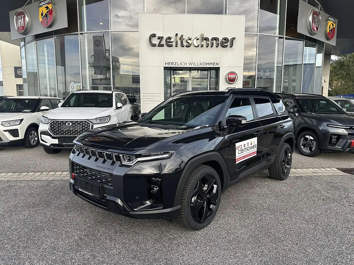 KGM Torres HEV Black-Edition Schwarz - 1