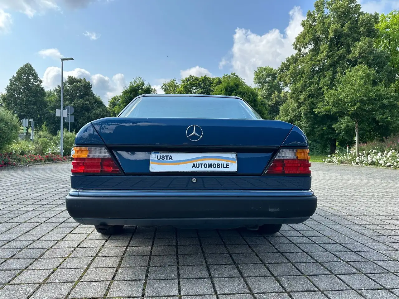 Mercedes-Benz 230 E/Leder/Klimaautomatik/SW-Reinig./Wurzelholz, foto 8