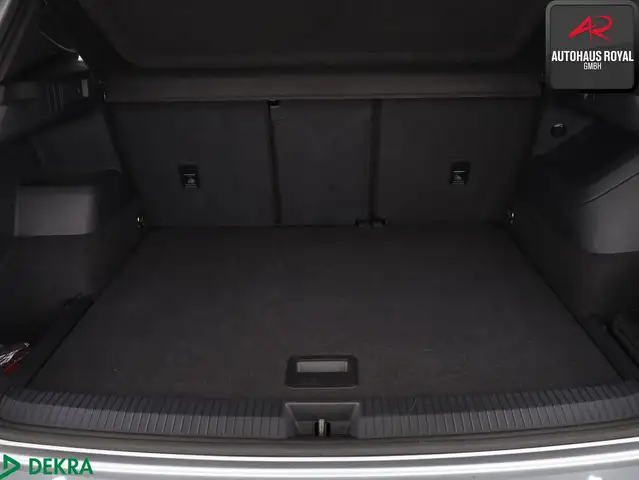 Volkswagen Tiguan view 13