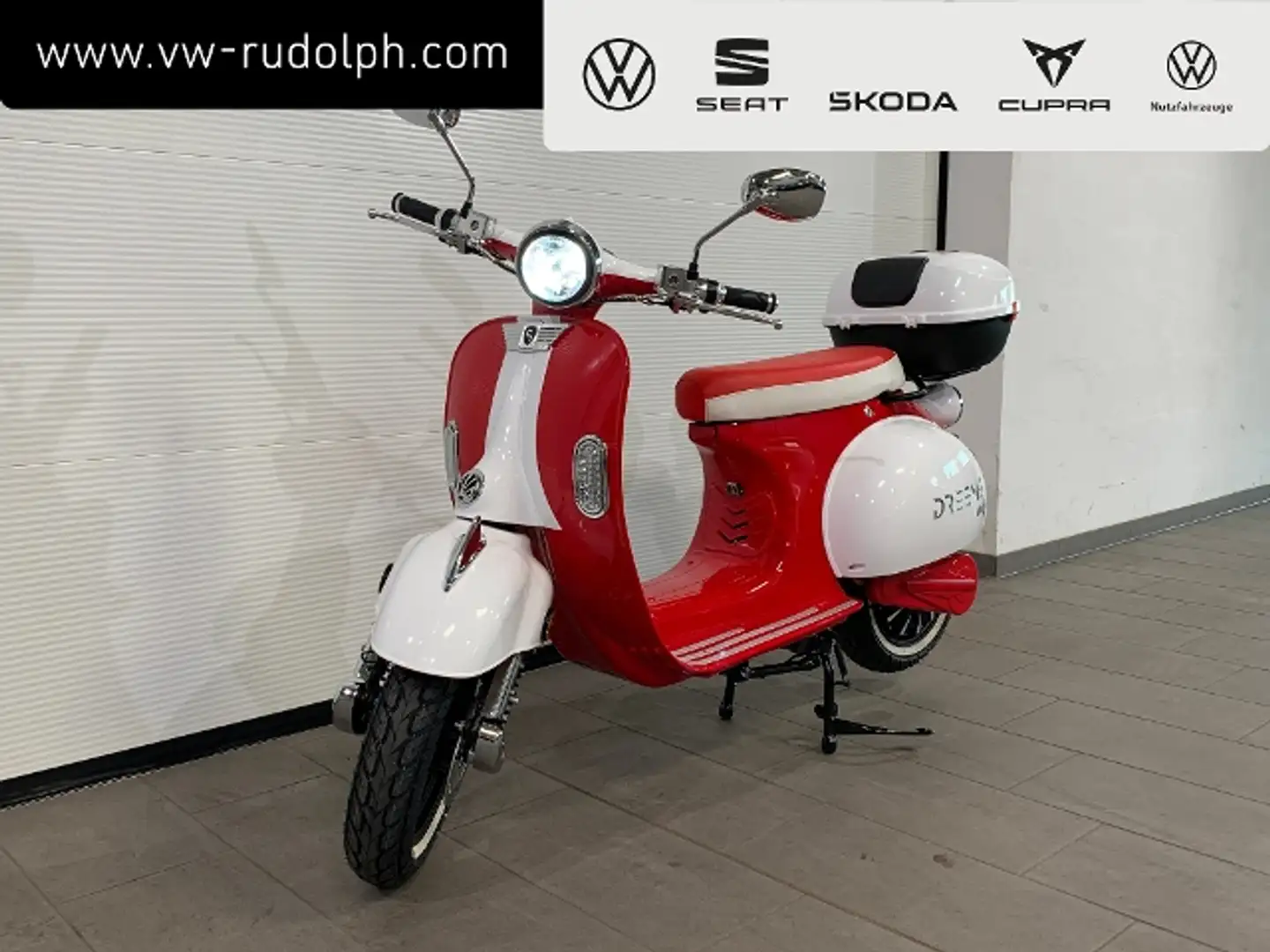 Dreems Amalfi L1e 45 km/h Rood - 1
