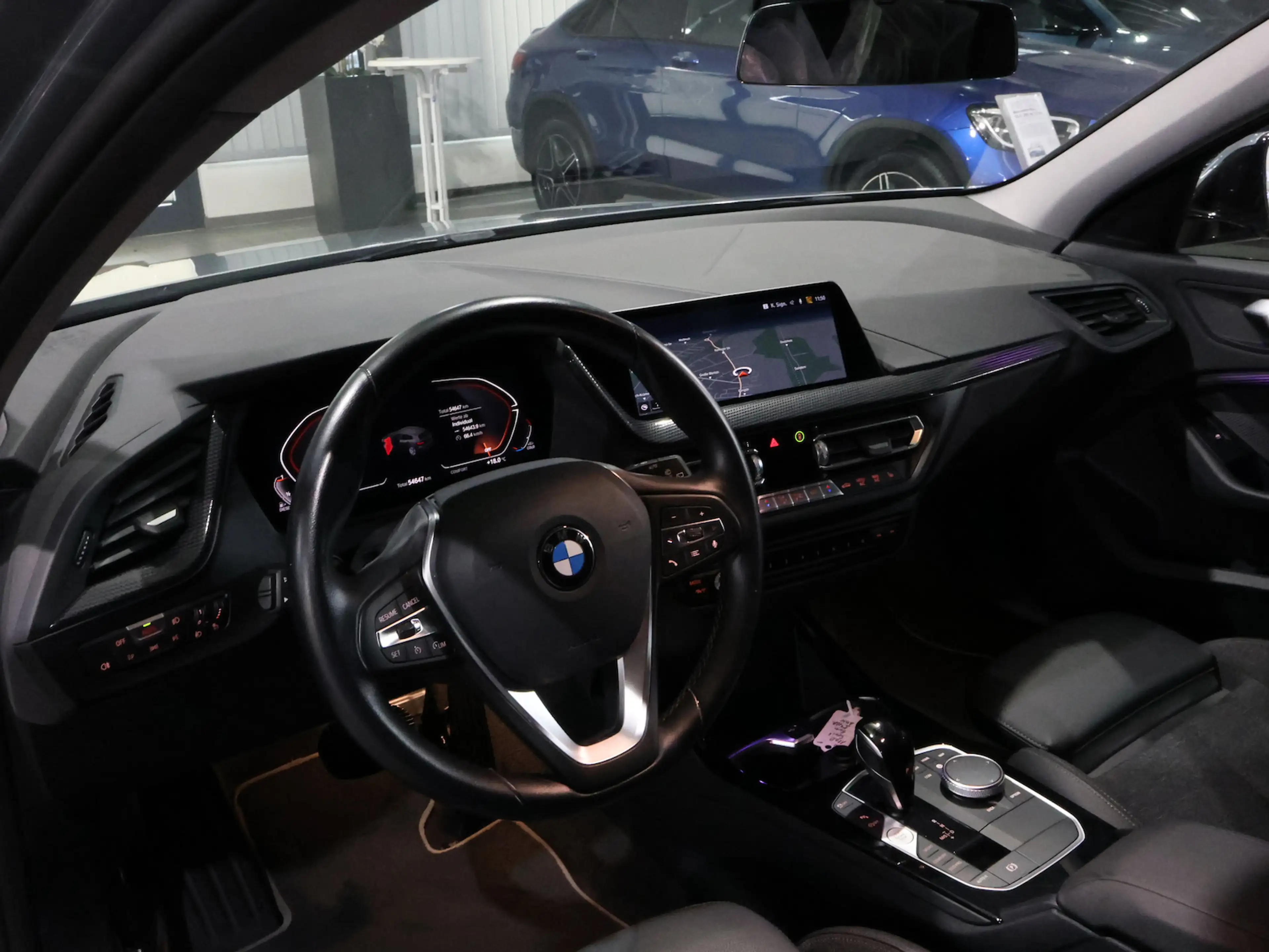 BMW 120 120d SPORT-LINE / LEDER / LED / LIVE-PRO+NAVI — photo 14