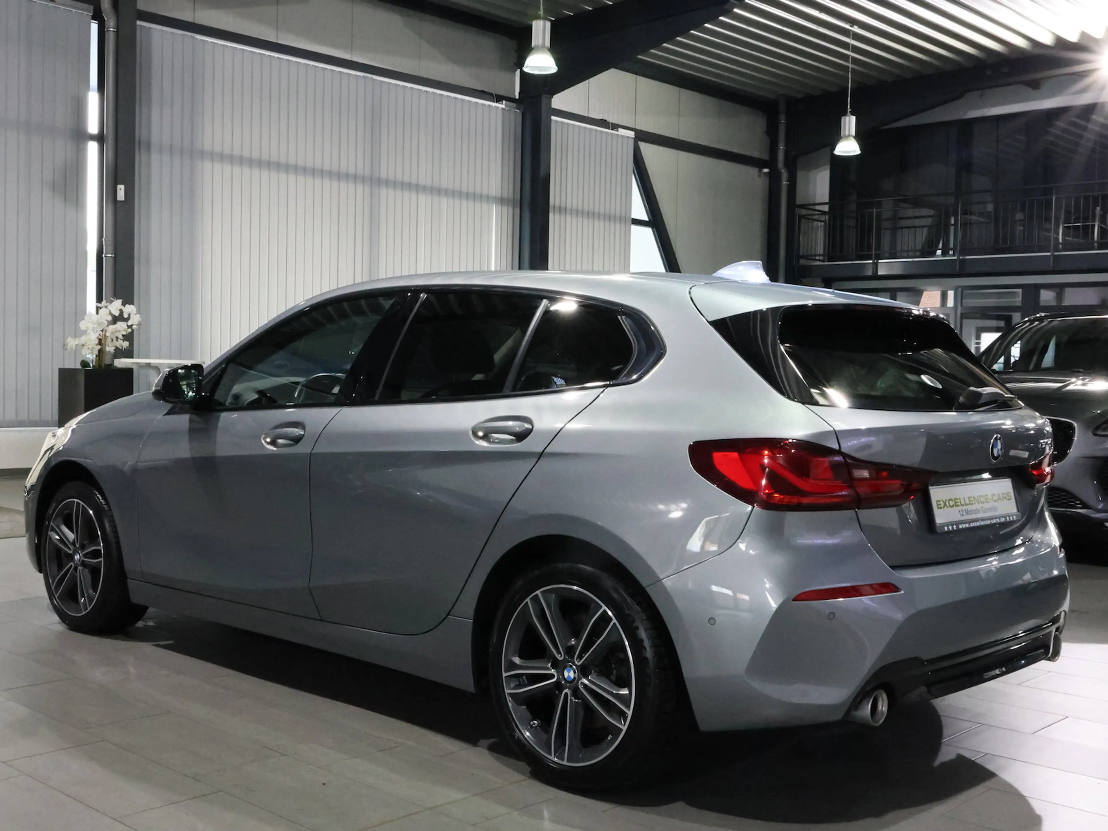 BMW 120 120d SPORT-LINE / LEDER / LED / LIVE-PRO+NAVI — photo 7