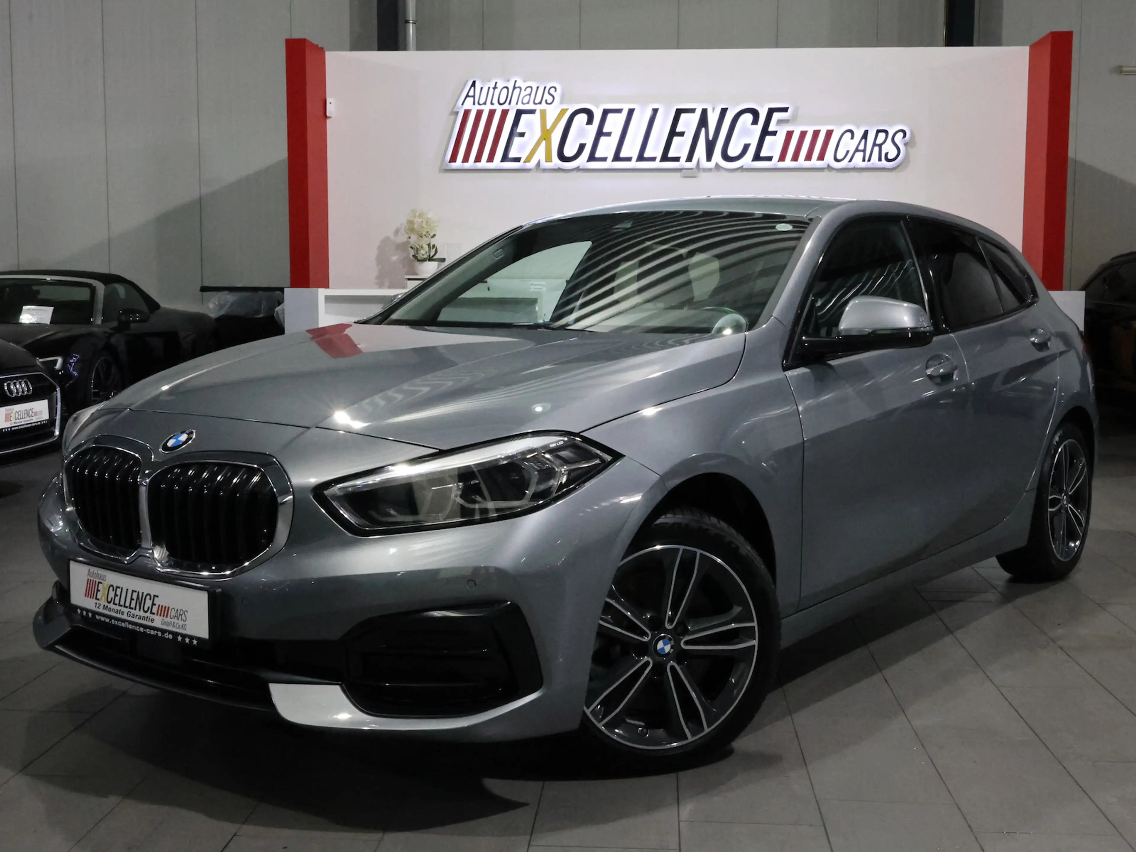 BMW 120 120d SPORT-LINE / LEDER / LED / LIVE-PRO+NAVI — photo 6
