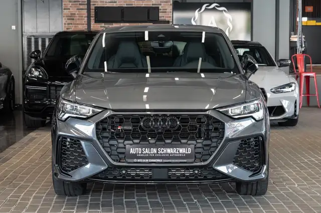 Audi RS Q3 view 5