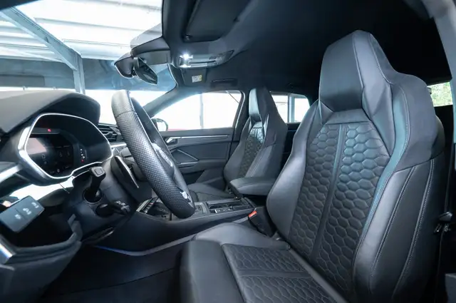 Audi RS Q3 view 14