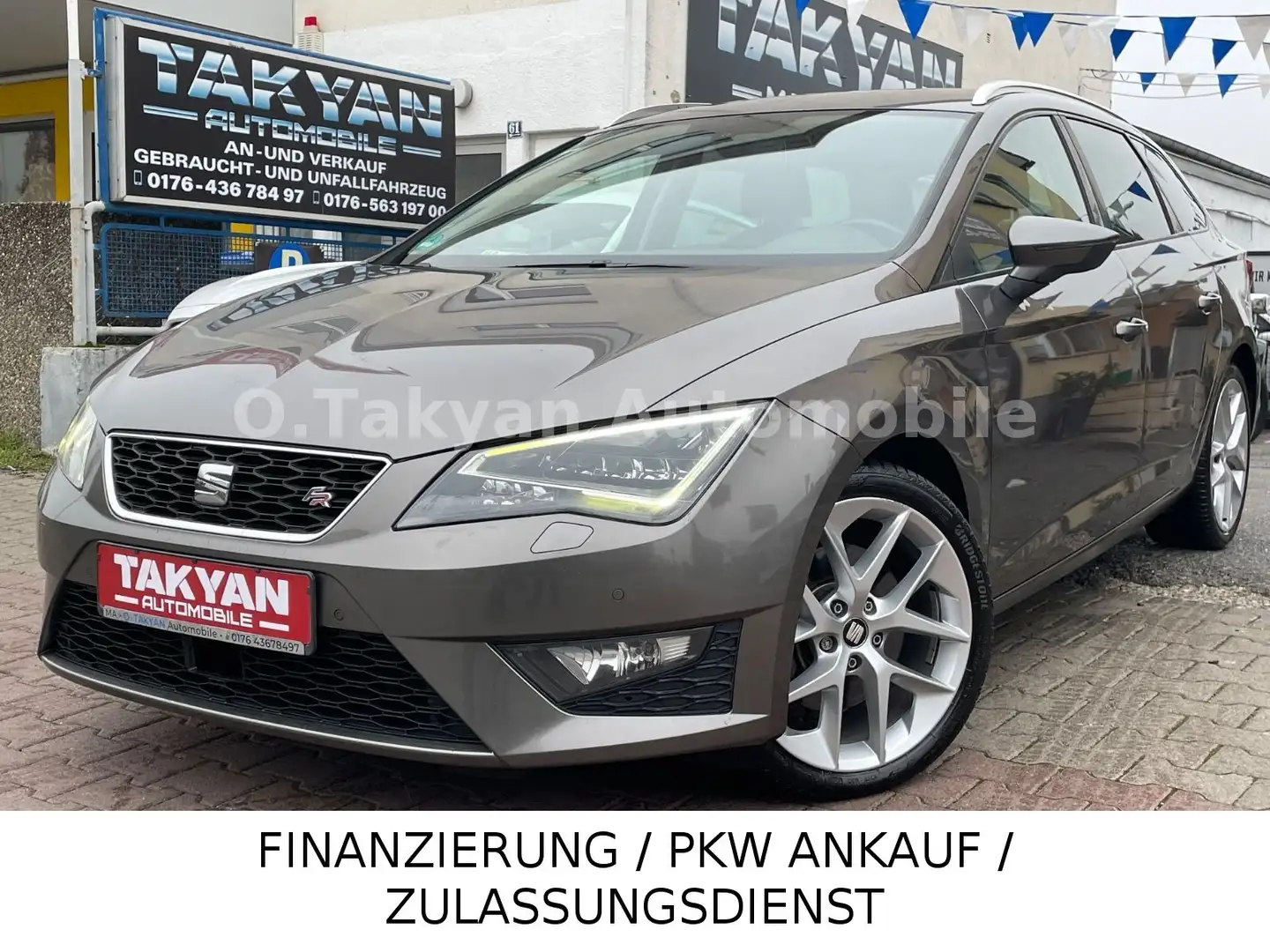 SEAT Leon ST FR Grau - 1