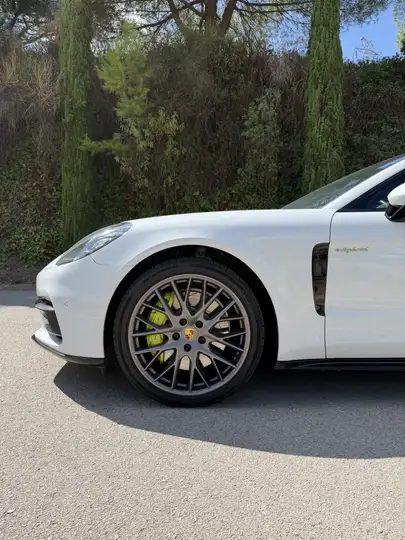 Porsche Panamera 4 E-Hybrid 2018, foto 5