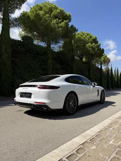 Porsche Panamera 4 E-Hybrid 2018, foto 12