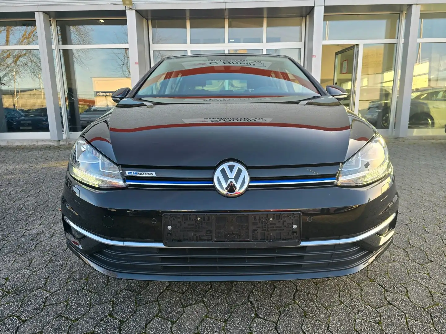 Volkswagen Golf VII Lim. Join BlueMotion Zwart - 2