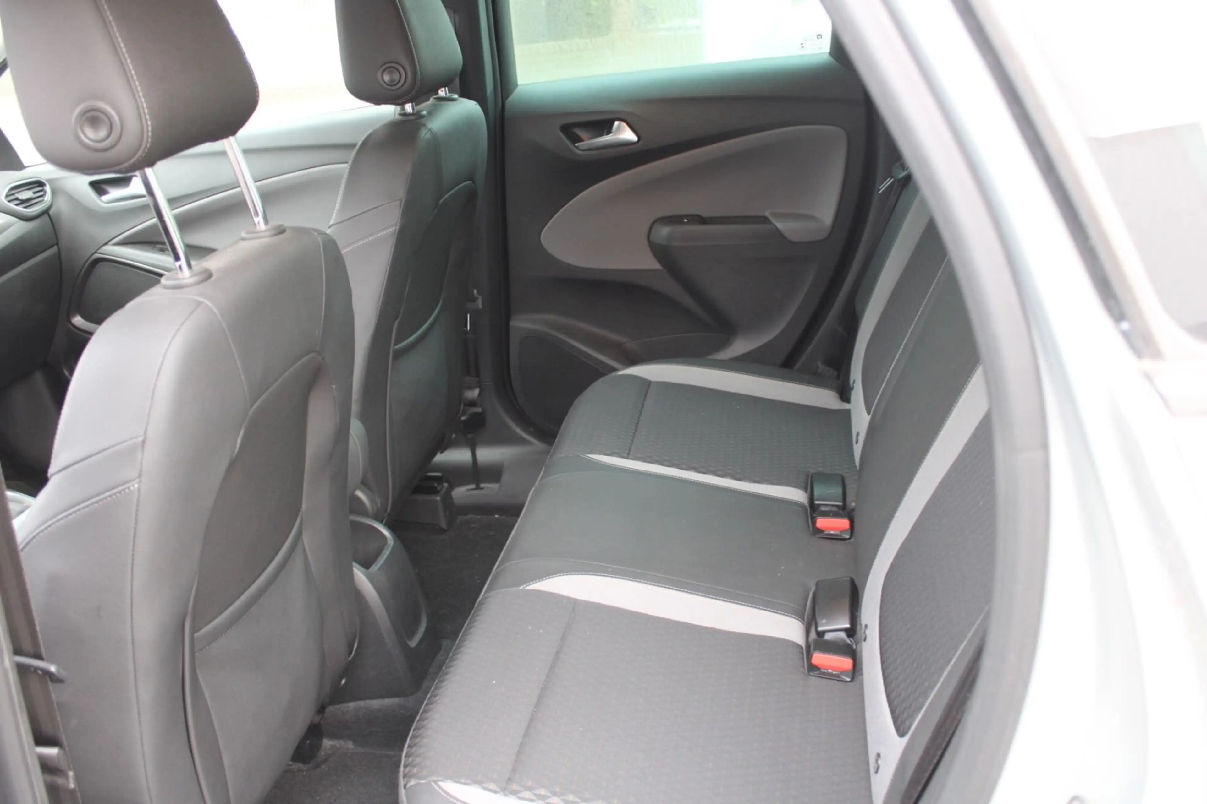 Opel Crossland X 1.2 AUTOMATIK*INNOVATION*NAVI*TOP! — photo 8