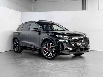 100kWh Corporate S Performance 306pk / Pano / Carplay / Trekhaak