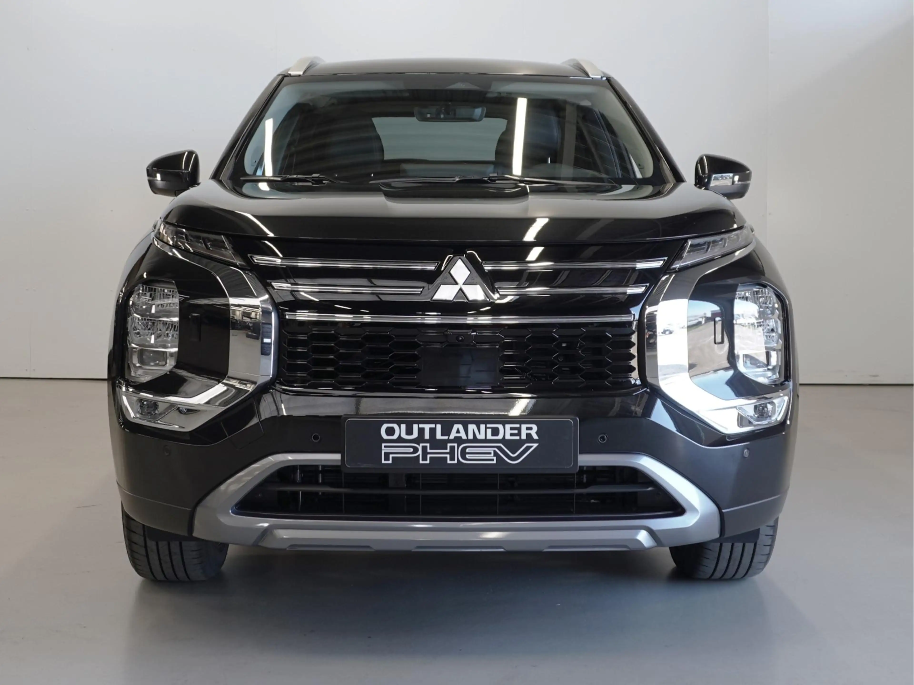 Mitsubishi Outlander 2.4 PHEV Intense+ | Actieprijs | Head up | 20 inch — photo 5